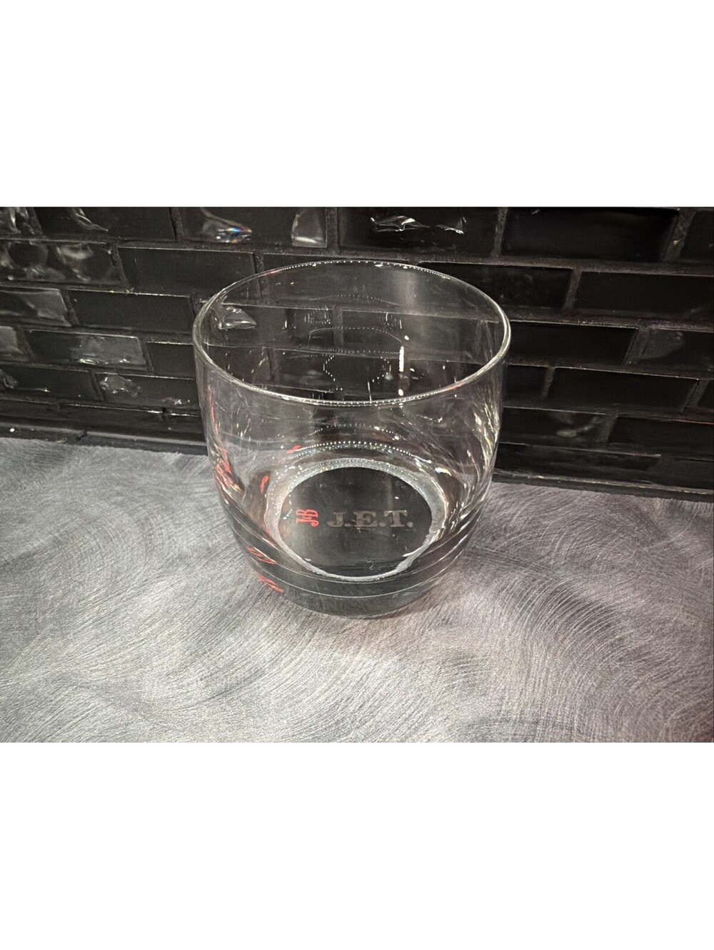J & B J.E.T.  SCOTCH WHISKY  BLACK BOTTOM LOGO DRINKING GLASS 3.25"